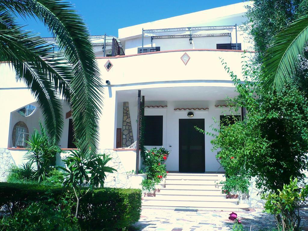 Villa Antonio Calderisi 비에스테 외부 사진